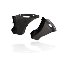 Load image into Gallery viewer, BNR32 GT-R ドライカーボン フロントブレーキエアダクト